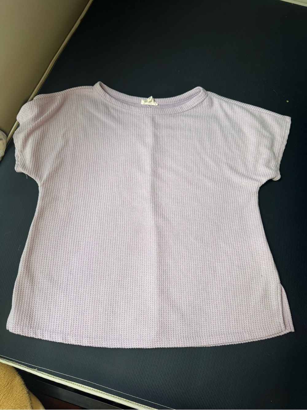 woman’s' Lavender Short Sleeve Waffle Knit Top